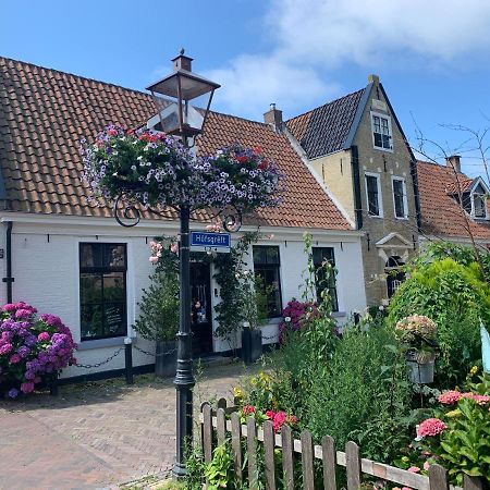 De Thuiskamer In Grou Als B&B Of Vakantiehuis Exteriör bild