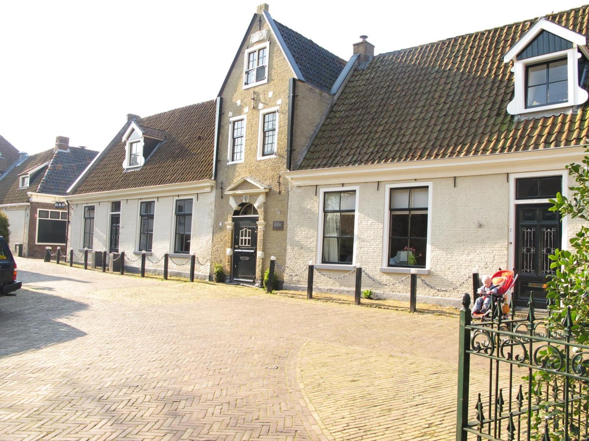 De Thuiskamer In Grou Als B&B Of Vakantiehuis Exteriör bild