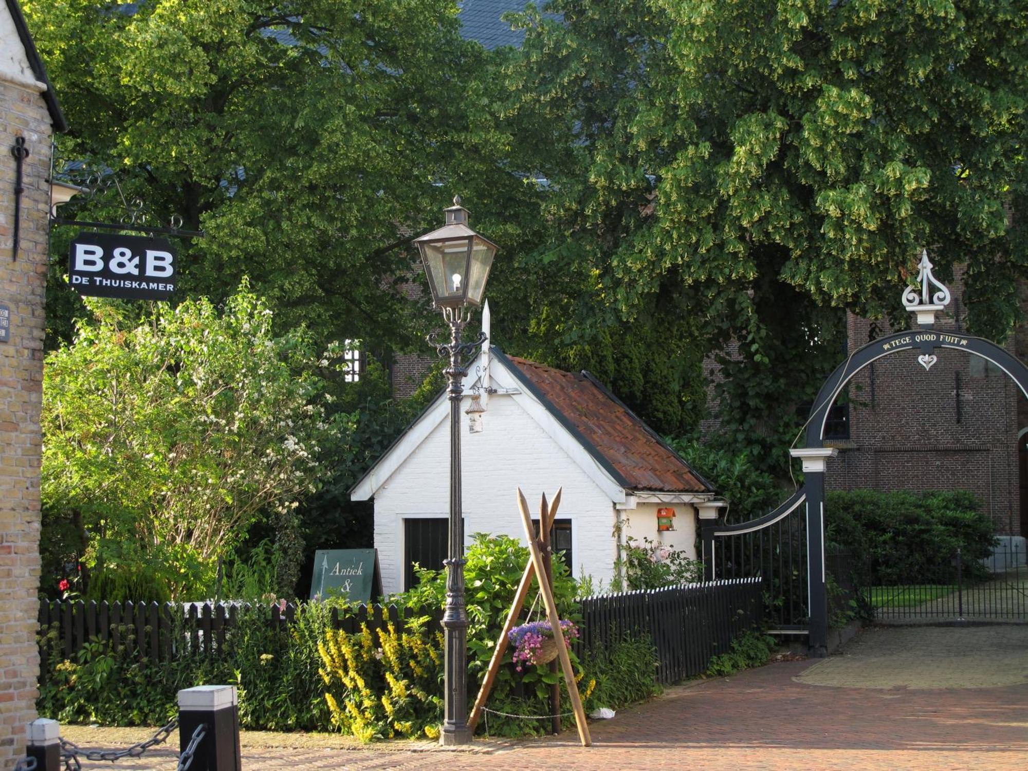 De Thuiskamer In Grou Als B&B Of Vakantiehuis Exteriör bild
