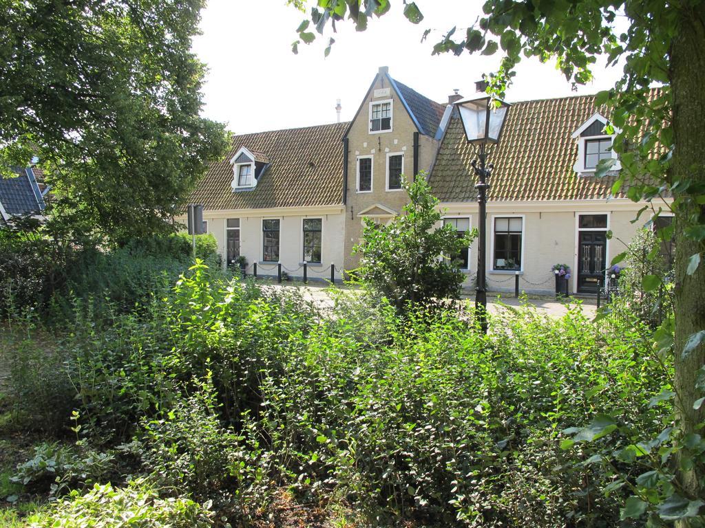 De Thuiskamer In Grou Als B&B Of Vakantiehuis Exteriör bild