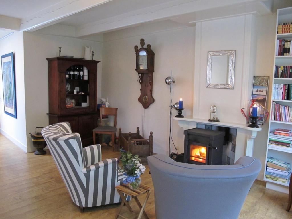 De Thuiskamer In Grou Als B&B Of Vakantiehuis Exteriör bild