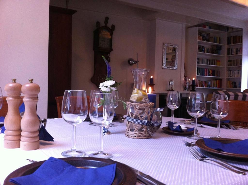 De Thuiskamer In Grou Als B&B Of Vakantiehuis Exteriör bild